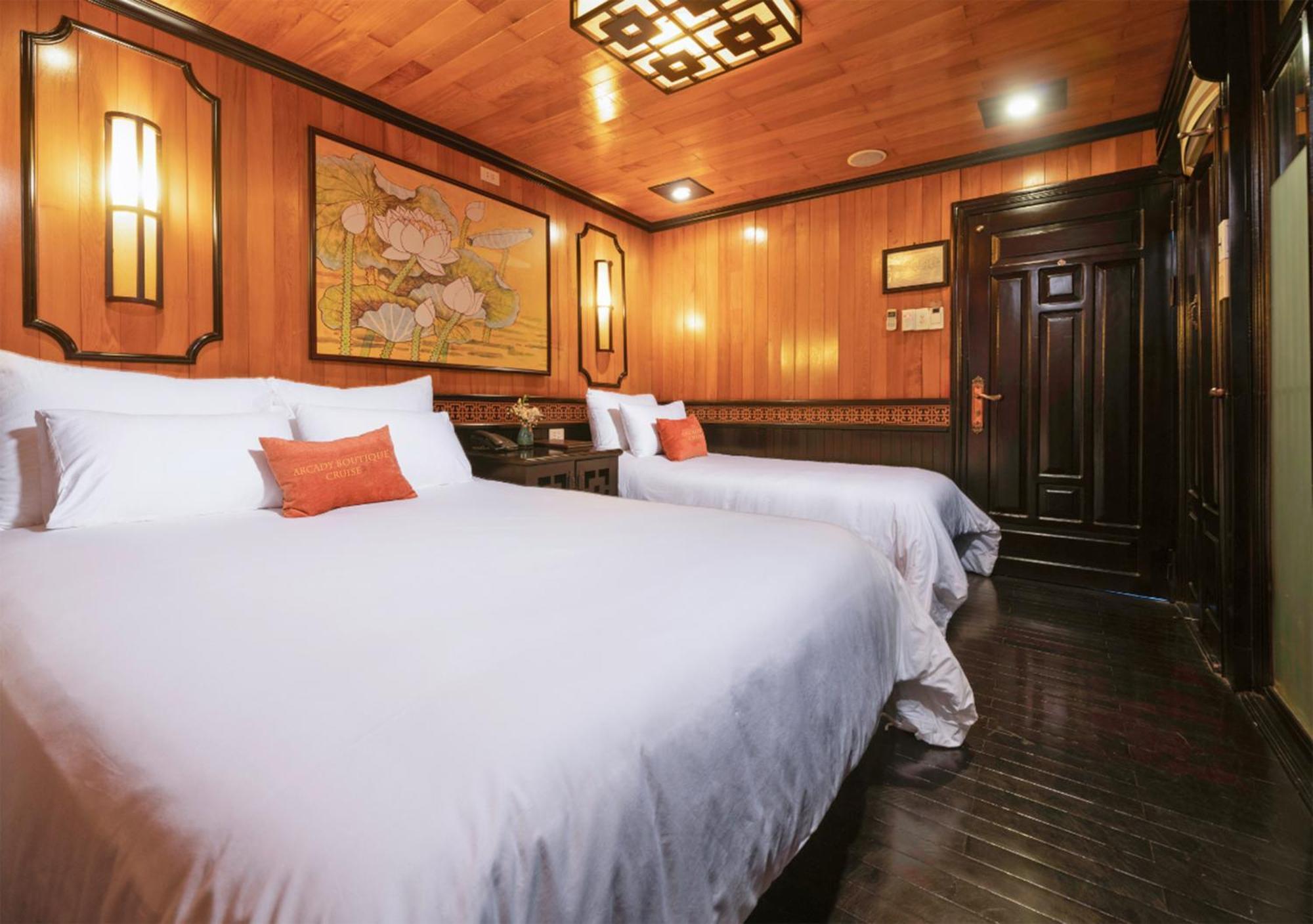 Halong Arcadia Cruise Hotel ฮาลอง ภายนอก รูปภาพ